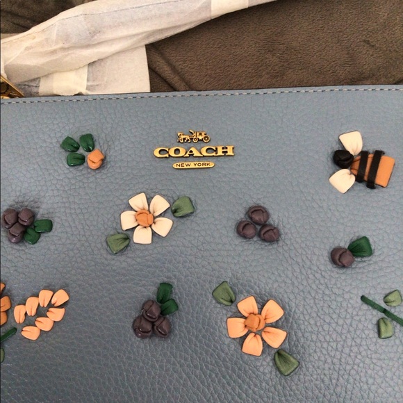 Coach Wristlet - Picture 3 of 3